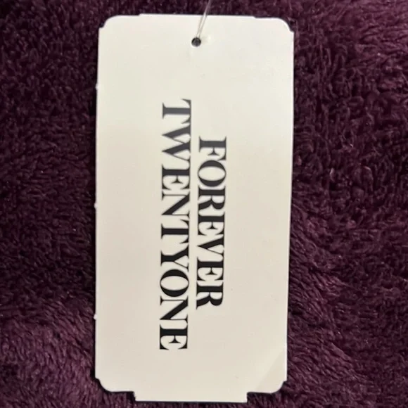 Off white/cream crop top - Picture 3 of 3